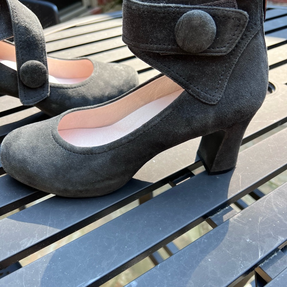 Sacha London 9.5 black suede shoes